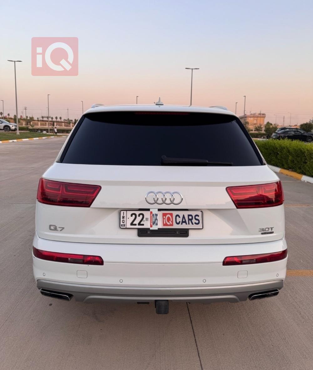 اودي Q7
